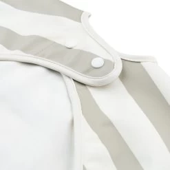 Done By Deer Stripes Lätzchen - Mit Ärmel - Sand 8 Done By Deer Stripes Lätzchen - Mit Ärmel - Sand -Babywelt Verkauf Done By Deer Stripes Slab Met Mouwen Sand 4 2187