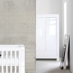 Kidsmill Alaska Kleiderschrank 2-türig Hochglanzweiß 6 Kidsmill Alaska Kleiderschrank 2-türig Hochglanzweiß -Babywelt Verkauf alaska sfeer 2015 kast 4918