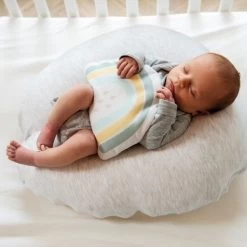 Doomoo Softy Chine Stillkissen White -Babywelt Verkauf doomoo softy chine voedingskussen white 7702