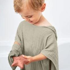 LÄSSIG Laessig Bath Toy Natural Rubber Starfish 1313025742 9 LÄSSIG Laessig Bath Toy Natural Rubber Starfish 1313025742 -Babywelt Verkauf laessig starfish badspeeltje 1396