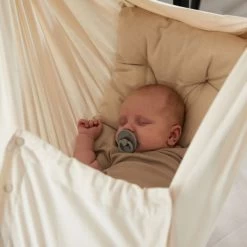 Moonboon Organic Babyhängematte -Babywelt Verkauf moonboon organic babyhangmat nature 2 5886